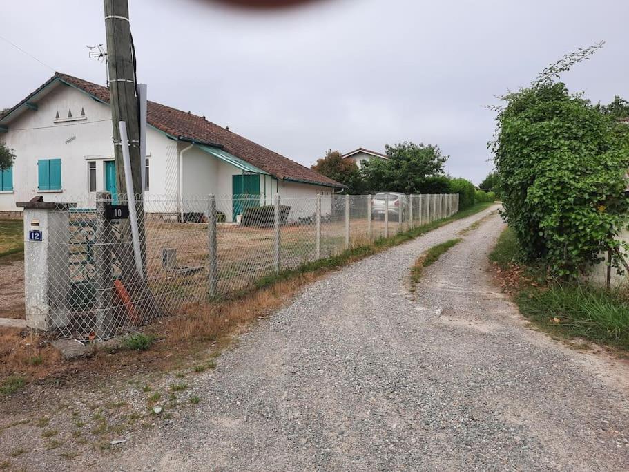 Appartement T2, Cl 3 Etoiles, 4 Lits, 4 Personnes Et 1enfant, Parking Et Terrasse *
