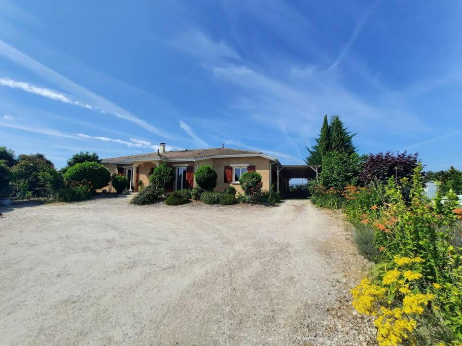 Apartment T2, Cl 3 Etoiles, 4 Lits, 4 Personnes Et 1enfant, Parking Et Terrasse