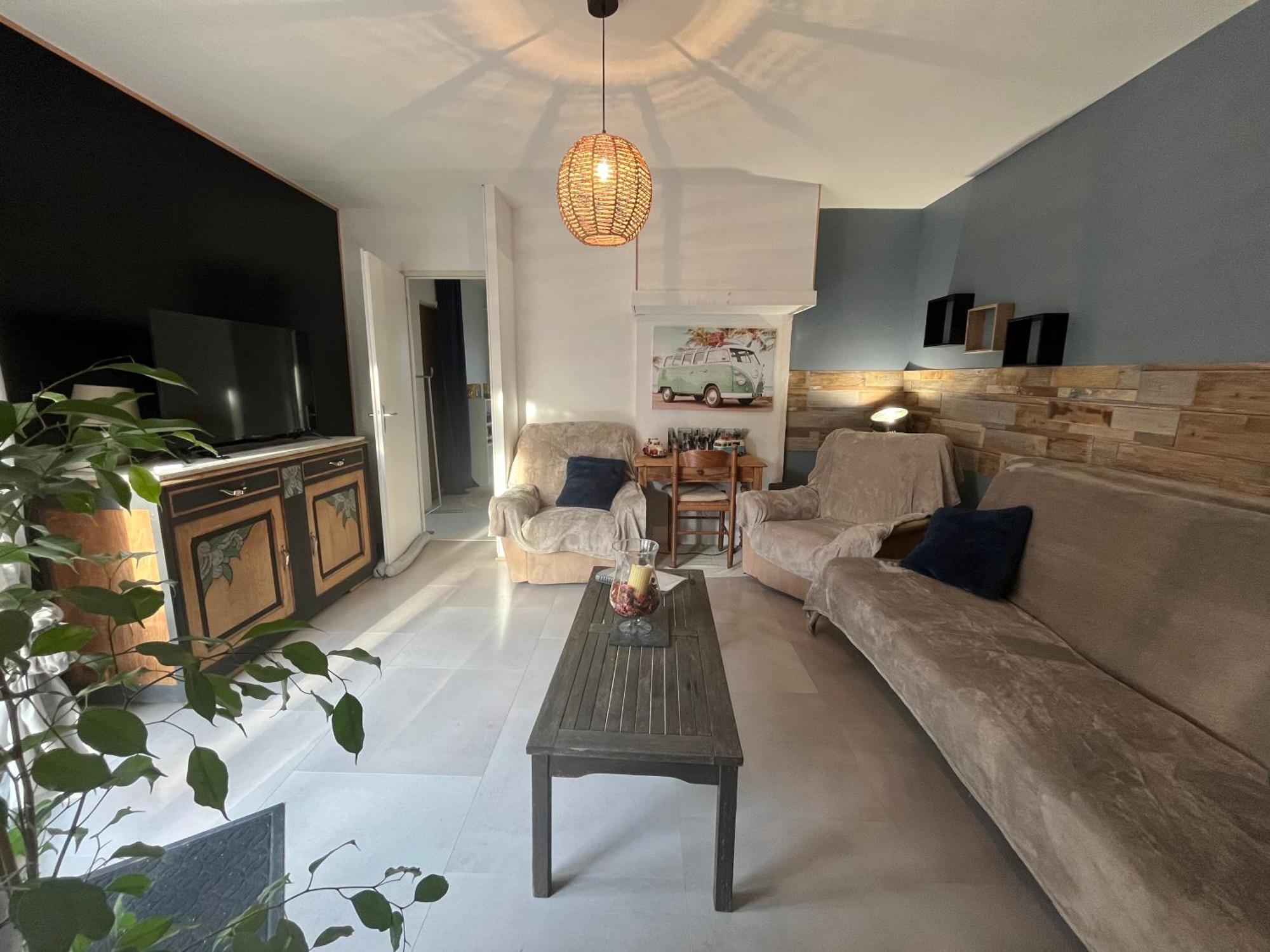 T2, Cl 3 Etoiles, 4 Lits, 4 Personnes Et 1enfant, Parking Et Terrasse Saint-Sever (Landes)